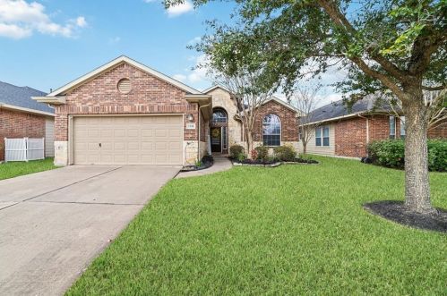 7346 Compass Rose Dr, Richmond, TX 77407-5045