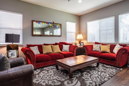 573 Stetson Dr, Valley Home CA  95361-8689 exterior