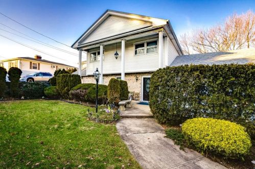 51 Scituate Ave, Providence, RI 02919-6005