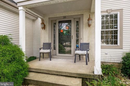 35 Graypebble Cir, Erial, NJ 08081-1665