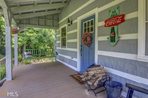 114 Shadow Lake Dr, Buckhead, GA 30625-3007