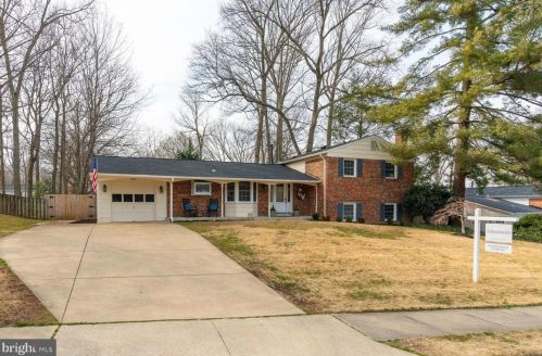 6614 Huntsman Blvd, Springfield, VA 22152-2620