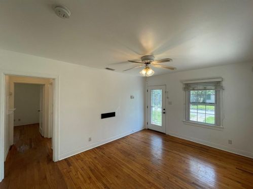 1028 43 St, Austin TX  78751-4415 exterior