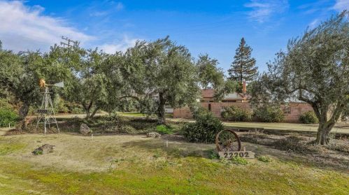 22202 Olive Ave, Ripon, CA 95366-9611