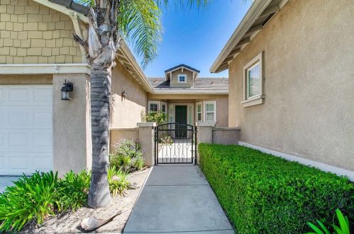 3112 Edgeview Dr, Modesto CA  95355-7302 exterior