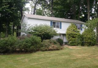 23 Zeek Way, Hopatcong, NJ 07843-1334