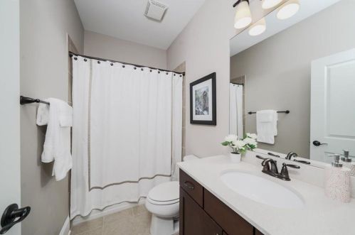 3635 Brookleigh Ln, Atlanta GA  30319-2206 exterior