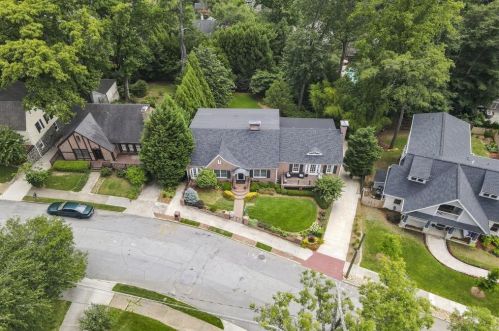 877 Highland Ter, Atlanta GA  30306-3411 exterior