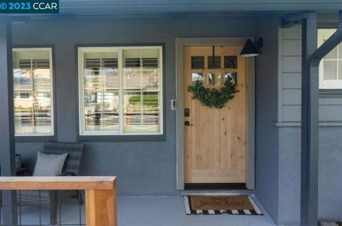113 Vivian Dr, Concord CA  94523-2935 exterior