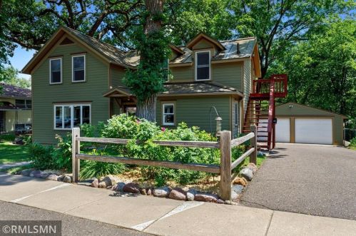 557 6th St, Douglas, MN 55003-1131