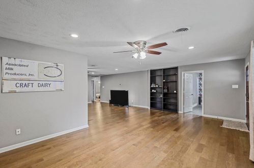 6244 Trail Lake Dr, Fort Worth TX  76133-3406 exterior