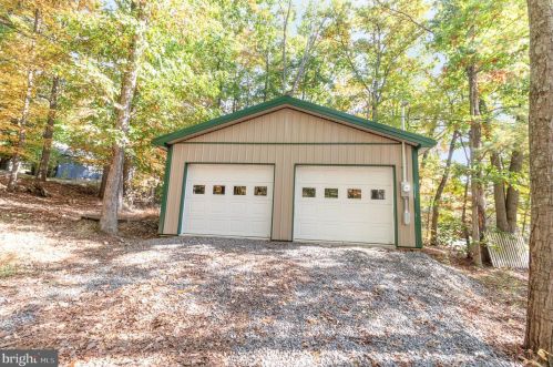1822 Newport Rd, Duncannon, PA 17020-8950
