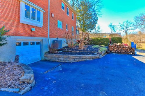 852 Finney Trl, Cincinnati OH 45224-1319 exterior