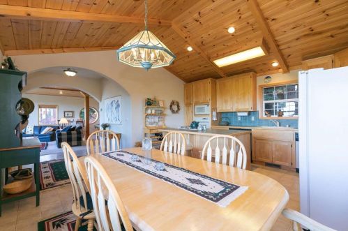 11896 Rhineland Ave, Truckee CA  96161-7070 exterior