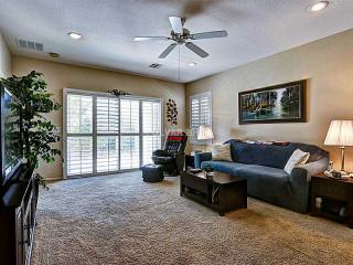 2561 Corvus St, Henderson NV  89044-1594 exterior