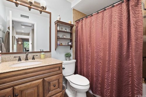 8 Campanero, Irvine CA  92620-1821 exterior