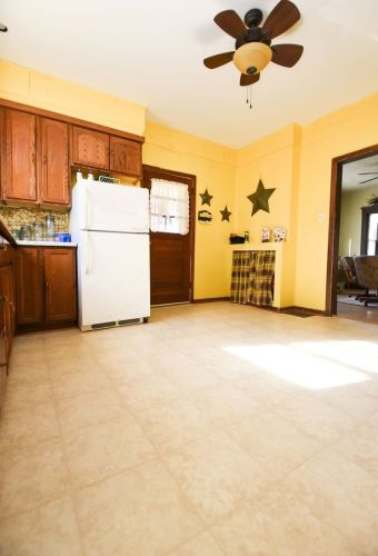 916 Douglas Ave, Nelson IL  61021-2639 exterior