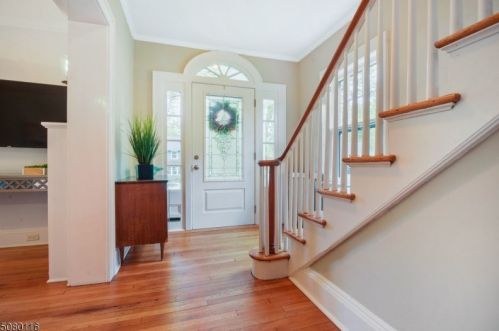 20 Bowdoin St, Maplewood, NJ 07040-2702