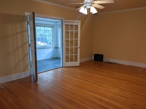 6256 Campbell Ave, Chicago, IL 60659-2808