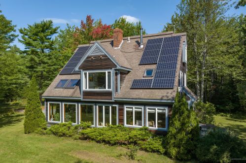 44 Lindsey Ln, Blue Hill, ME 04614-5321