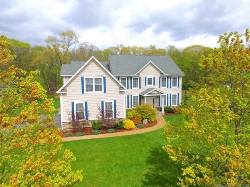 122 Kongscut Valley Trl, Glastonbury, CT 06033-2748