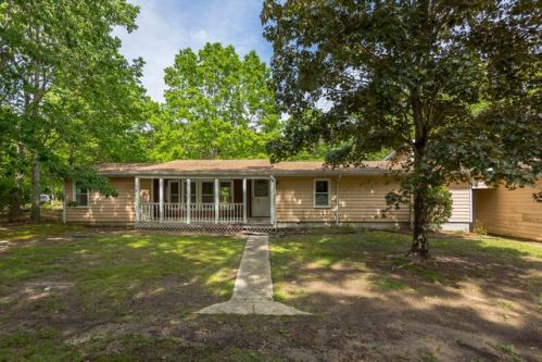 37 Doe Dr, Belleplain, NJ 08270-3700