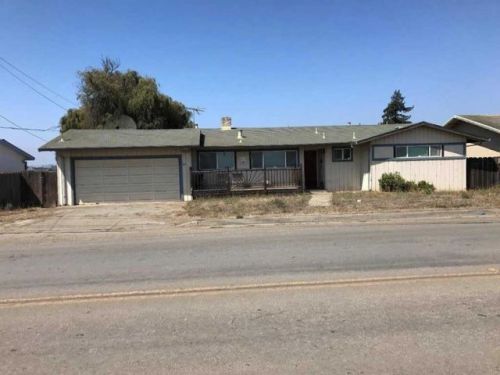 263 Lakeview Rd, Watsonville, CA 95076-2329
