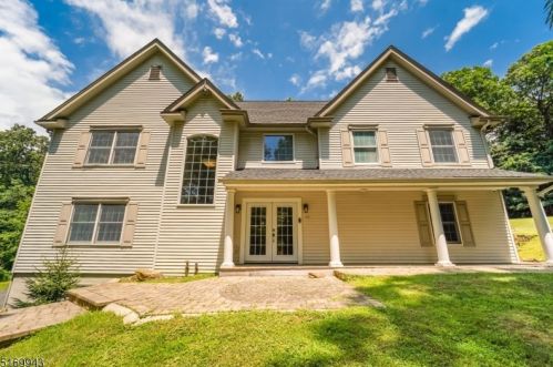 77 Pleasant Hill Rd, Dover NJ  07869-3568 exterior