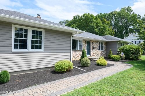 48 Hosford Ave, Leonardo NJ  07737-1738 exterior