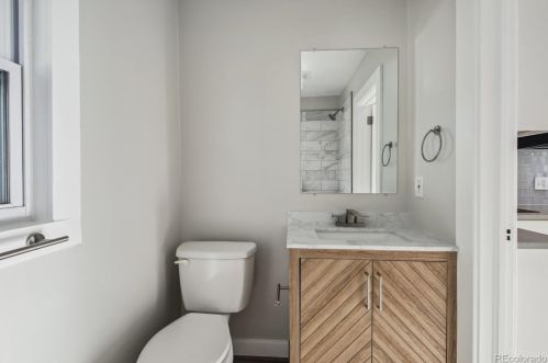 2886 Bannock St, Englewood CO 80110-1518 exterior