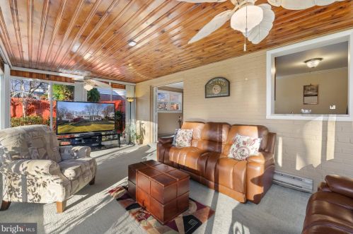 5209 Light St, Springfield VA  22151-2522 exterior