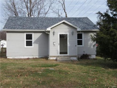 204 Butcher St, Fort Russell, IL 62010-1204