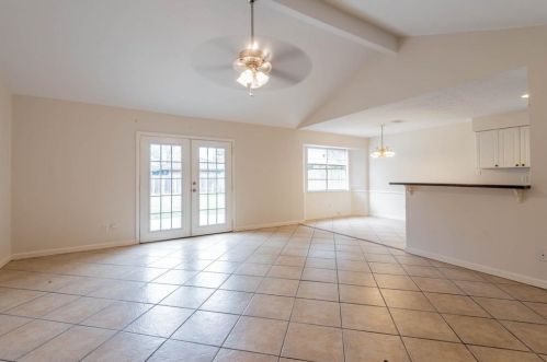 16867 Glen Eagle Dr, Conroe TX  77385 exterior