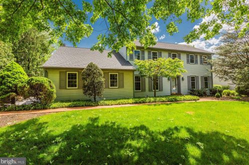442 Wetherburn Dr, Lancaster, PA 17601-2940