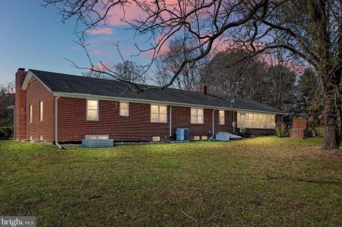 8273 Eden Dr, Owens, VA 22485-4127