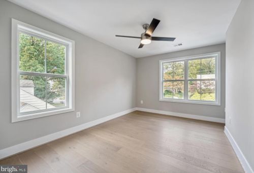 1610 Noyes Dr, Silver Spring MD  20910-2224 exterior