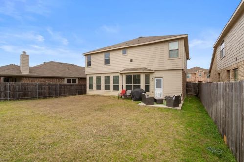 10505 Turning Leaf Trl, Fort Worth TX  76131-3983 exterior