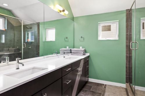 3100 Aldwyche Dr, Austin TX  78704 exterior