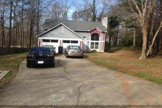 6833 Bent Crk Dr, Rex GA  30273-2102 exterior