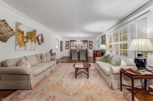 445 Highbrook Dr, Atlanta GA  30342-2316 exterior