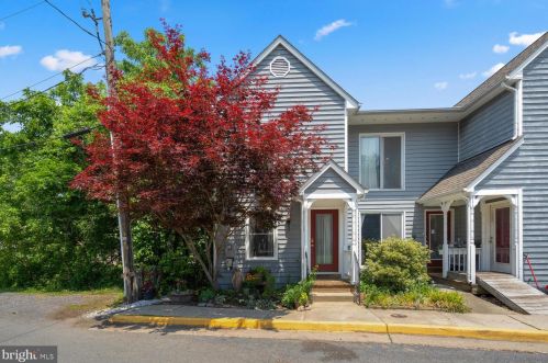 115 O St, Purcellville, VA 20132-3056