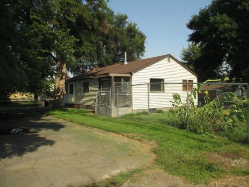 1909 Road 76, Pasco, WA 99301-1828