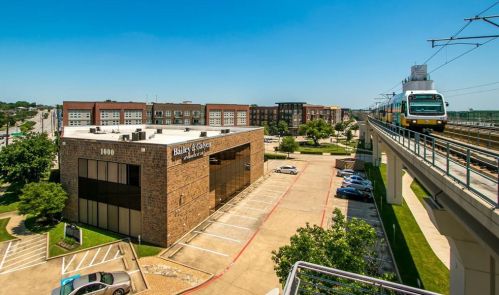 1524 Jackson St, Carrollton TX 75006-6255 exterior