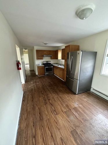 174 Carroll St, Paterson NJ  07501-2089 exterior