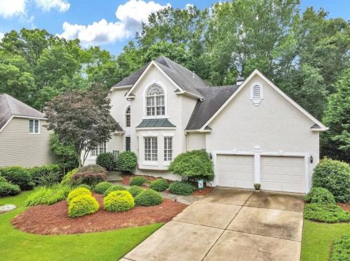 1012 Fairway Valley Dr, Holly Springs, GA 30189-6899