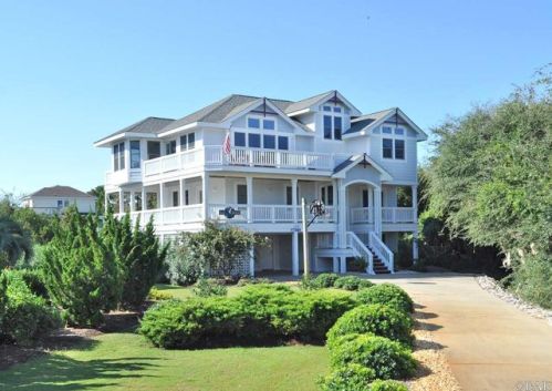 137 Four Seasons Ln, Southern Shores, NC 27949-3302