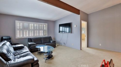 1615 Carmel Cir, Upland CA  91784-1726 exterior