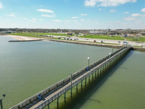 721 Bayshore, Morgans Point TX 77571 exterior