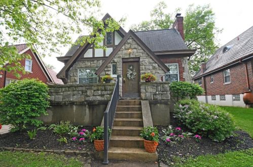 1335 Covedale Ave, Cincinnati, OH 45238-3845