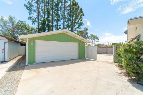 2815 Birch St, Rialto, CA 92376-6707